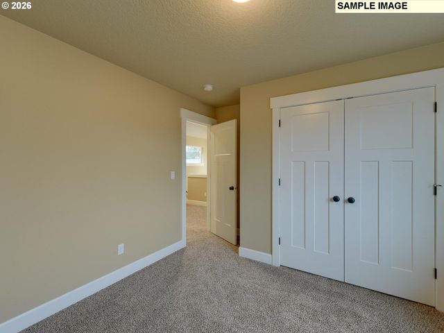 757 Ne ALDERWOOD Dr 87, Estacada, OR 97023