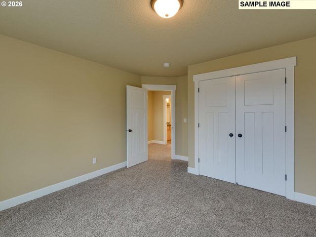 757 Ne ALDERWOOD Dr 87, Estacada, OR 97023