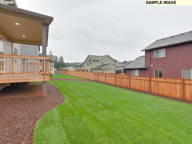 757 Ne ALDERWOOD Dr 87, Estacada, OR 97023