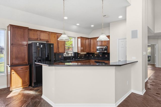 10103 Lazy Lagoon, Houston, TX 77065