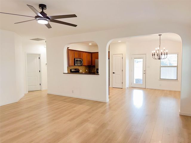 1437 April Meadows LOOP, Georgetown, TX 78626