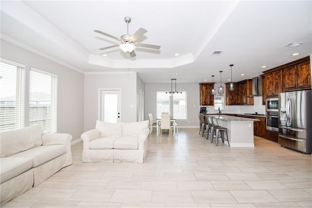 3141 Piranha Dr, Corpus Christi, TX 78414