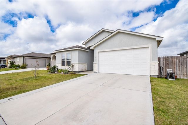 3141 Piranha Dr, Corpus Christi, TX 78414