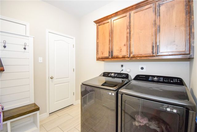 3141 Piranha Dr, Corpus Christi, TX 78414