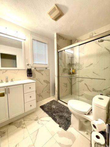 11A Bowdoin Avenue 2B, Boston, MA 02121
