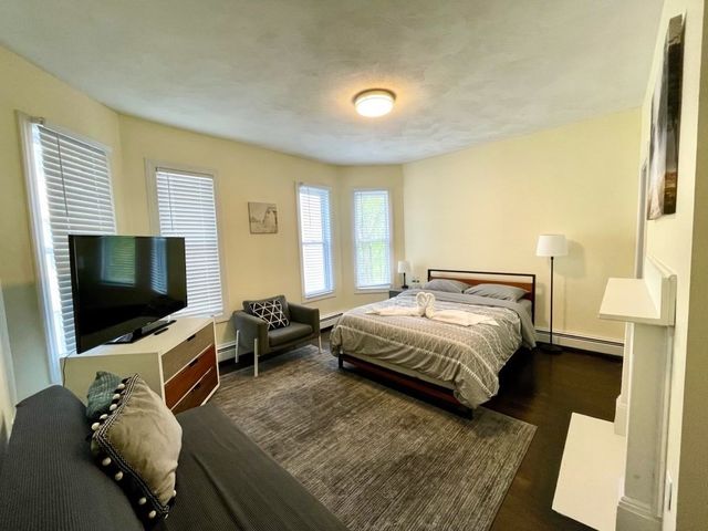 11A Bowdoin Avenue 2B, Boston, MA 02121