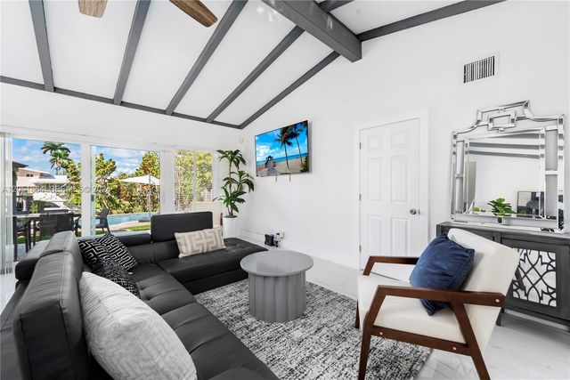 2531 Key Largo Ln, Fort Lauderdale, FL 33312
