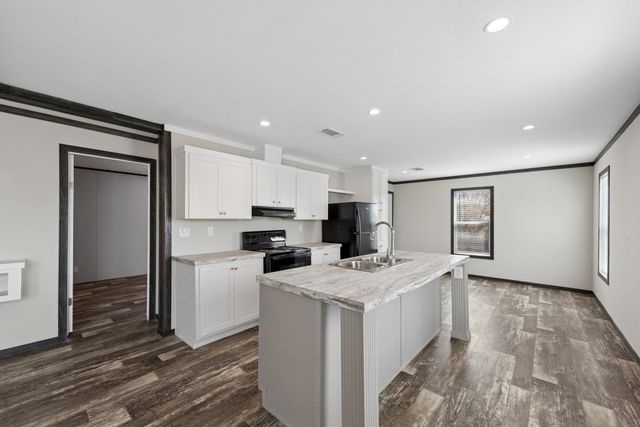 817 Thicket Trail, Granbury, TX 76048