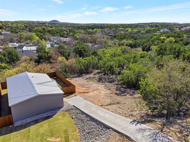 817 Thicket Trail, Granbury, TX 76048