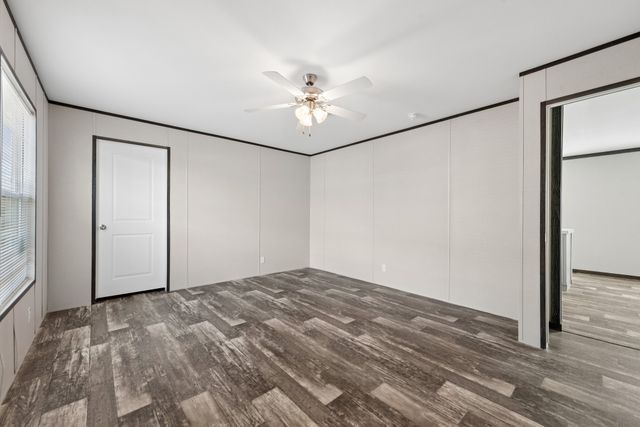 817 Thicket Trail, Granbury, TX 76048