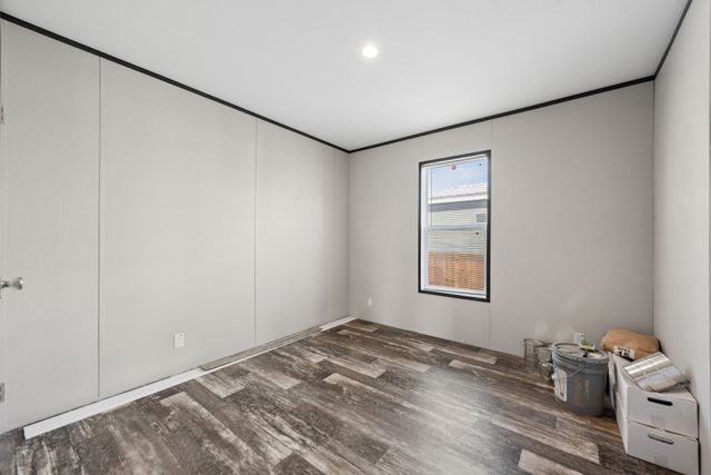 817 Thicket Trail, Granbury, TX 76048