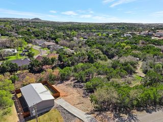 817 Thicket Trail, Granbury, TX 76048