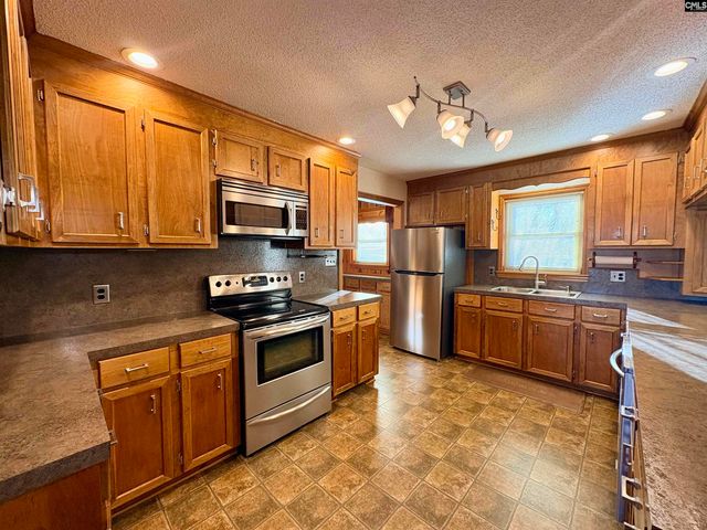 6511 Augusta Hwy, Leesville, SC 29070