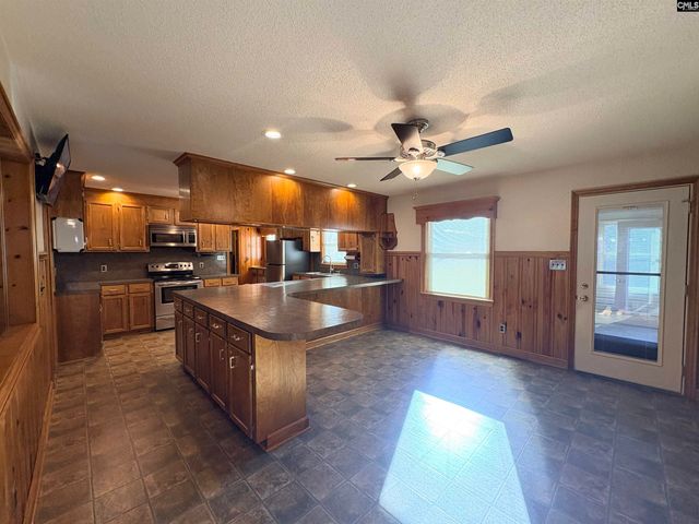 6511 Augusta Hwy, Leesville, SC 29070