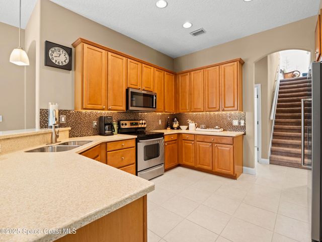 1990 Admiralty Boulevard, Rockledge, FL 32955