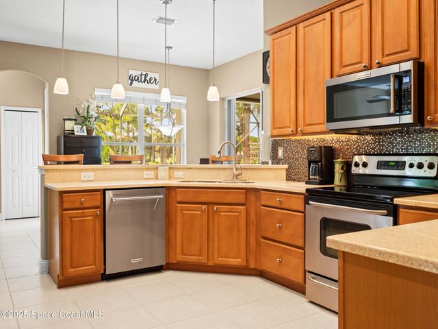 1990 Admiralty Boulevard, Rockledge, FL 32955