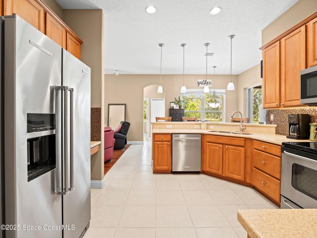 1990 Admiralty Boulevard, Rockledge, FL 32955