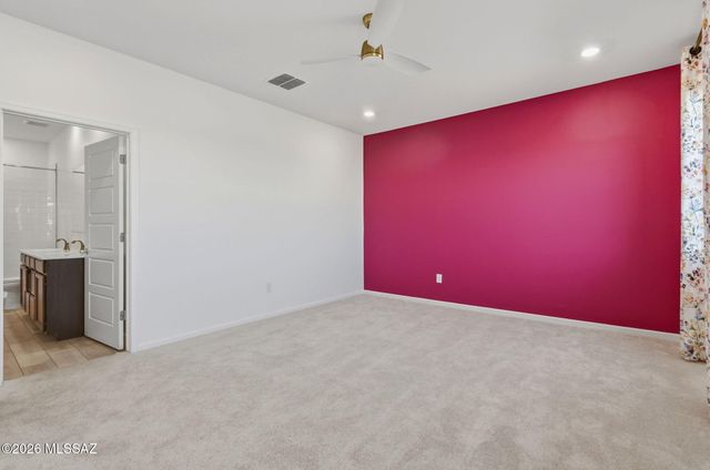 10498 W Beaman Lane, Marana, AZ 85653