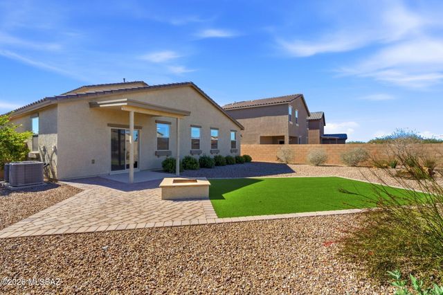 10498 W Beaman Lane, Marana, AZ 85653