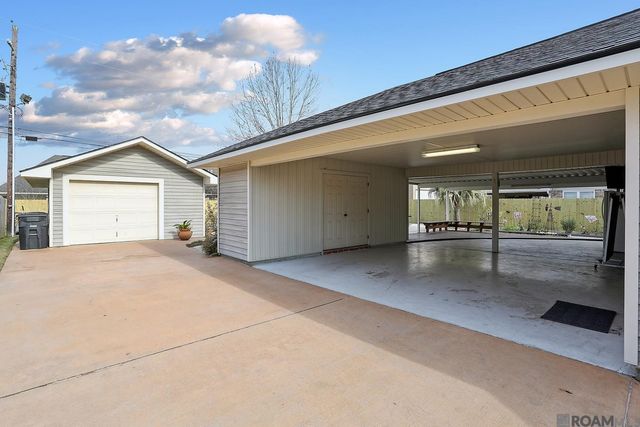 17525 Breman Dr, Baton Rouge, LA 70817