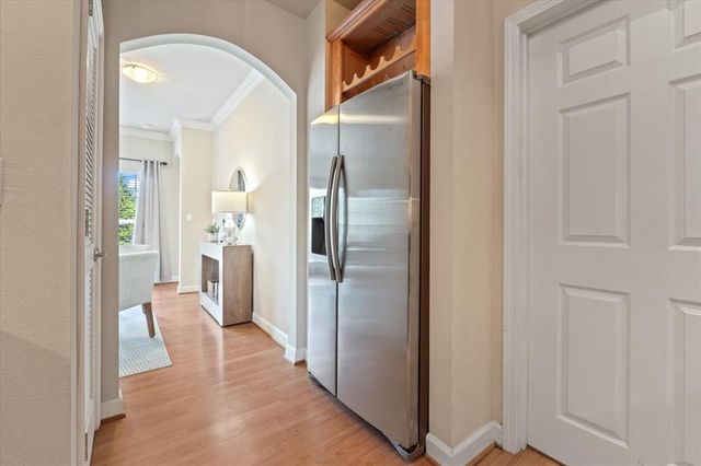 2678 McKnight Crossing Court, Rock Hill, MO 63124