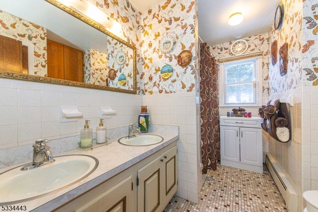 138 Bartley Flanders Rd, Mount Olive Twp., NJ 07836