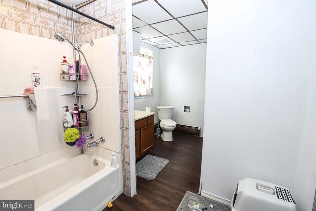 8 S 19TH ST, Pottsville, PA 17901