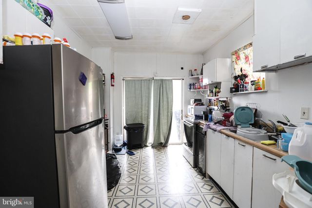 8 S 19TH ST, Pottsville, PA 17901