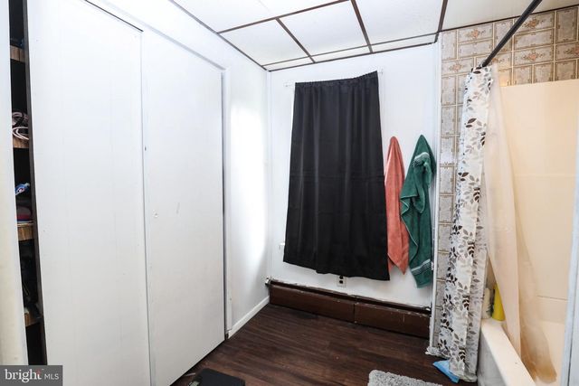 8 S 19TH ST, Pottsville, PA 17901