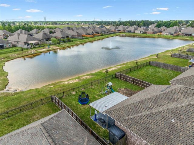 1859 Poeyfarre Drive, Lake Charles, LA 70611