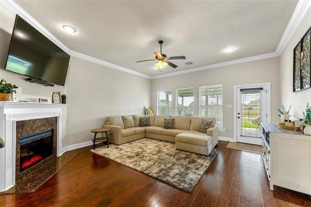 1859 Poeyfarre Drive, Lake Charles, LA 70611