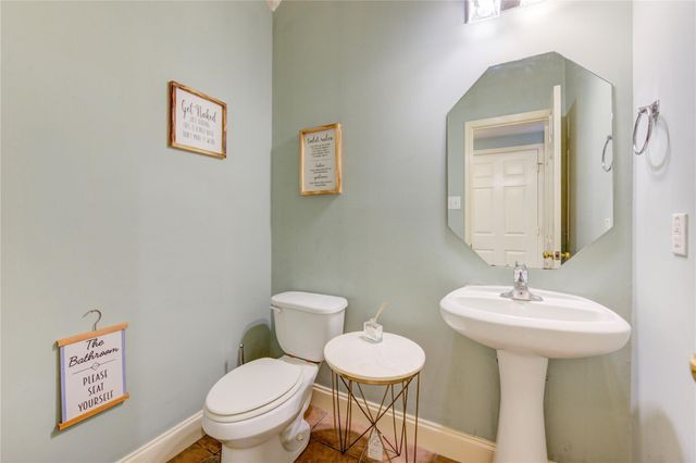 2531 Bay Hill Drive, Baytown, TX 77523