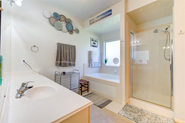 2531 Bay Hill Drive, Baytown, TX 77523