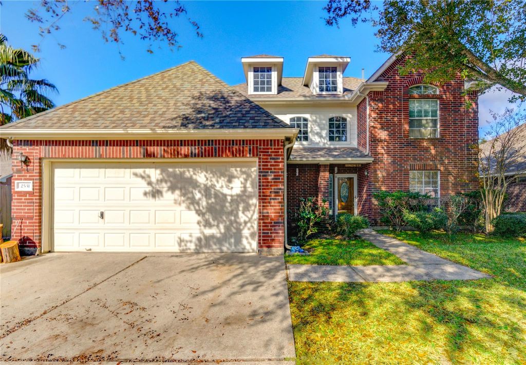 2531 Bay Hill Drive, Baytown, TX 77523