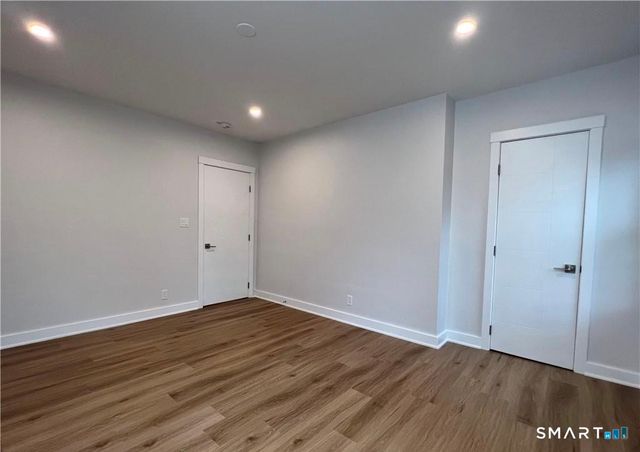 429 Round Hill Road, Fairfield, CT 06824