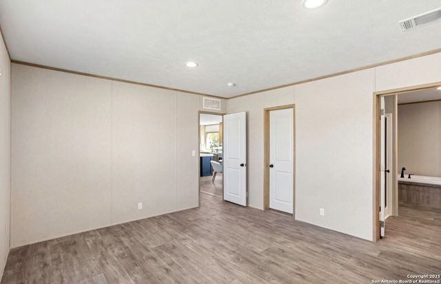 6093 Leal, Pleasanton, TX 78064