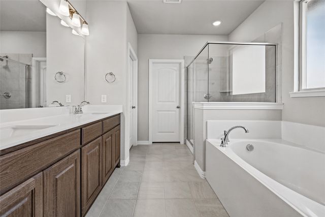 118 Sunny Side Road, Valley View, TX 76272