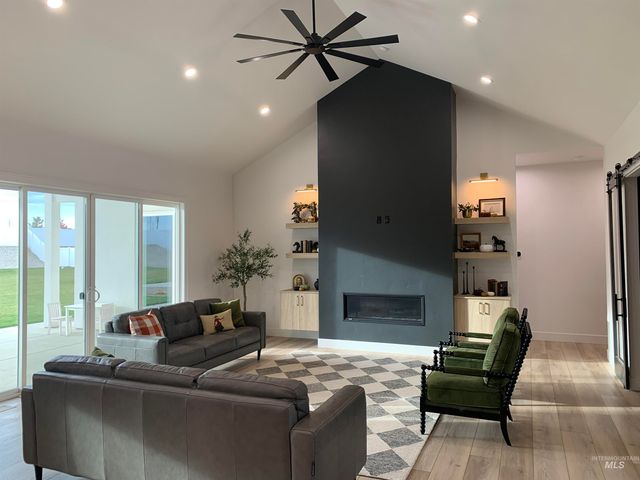 24501 Himark Way, Caldwell, ID 83607