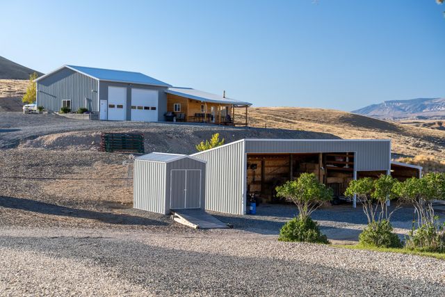 4183 Trapper Creek Rd, Shell, WY 82441 property photo