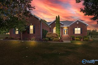 14561 Foxwood Drive, Harvest, AL 35749