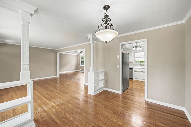 570 Joyce Ln, Nashville, TN 37216