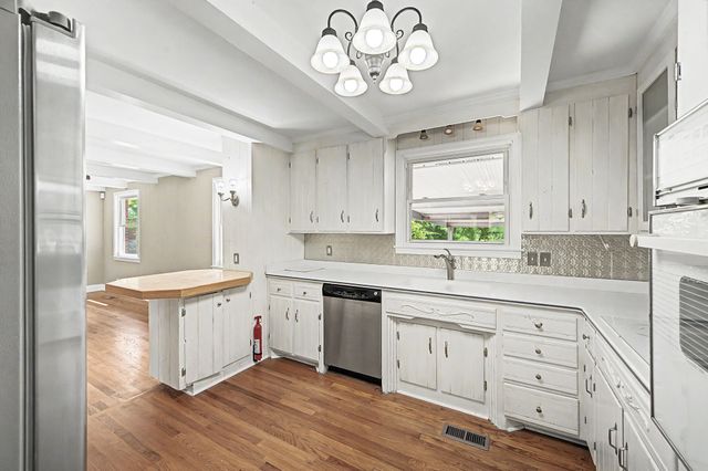 570 Joyce Ln, Nashville, TN 37216