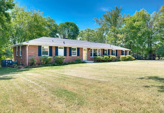 570 Joyce Ln, Nashville, TN 37216