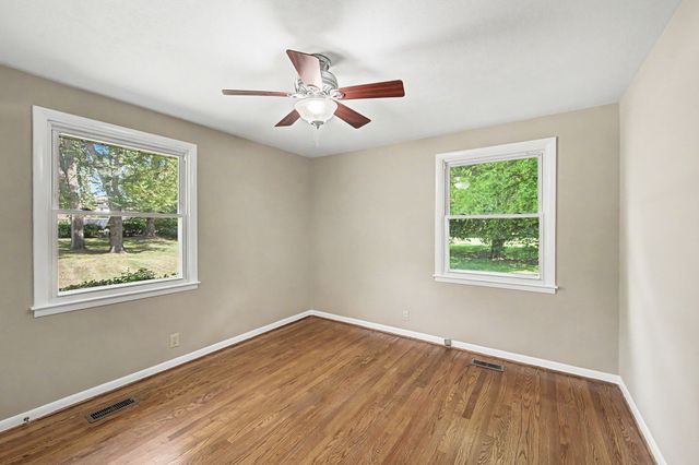 570 Joyce Ln, Nashville, TN 37216