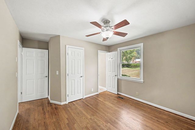 570 Joyce Ln, Nashville, TN 37216