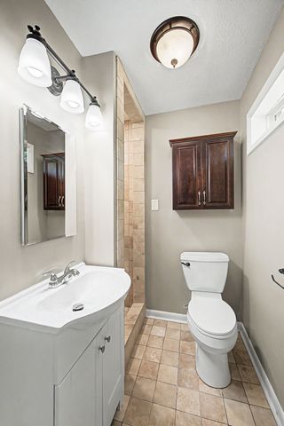 570 Joyce Ln, Nashville, TN 37216