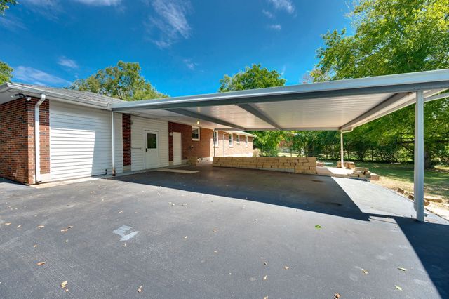 570 Joyce Ln, Nashville, TN 37216
