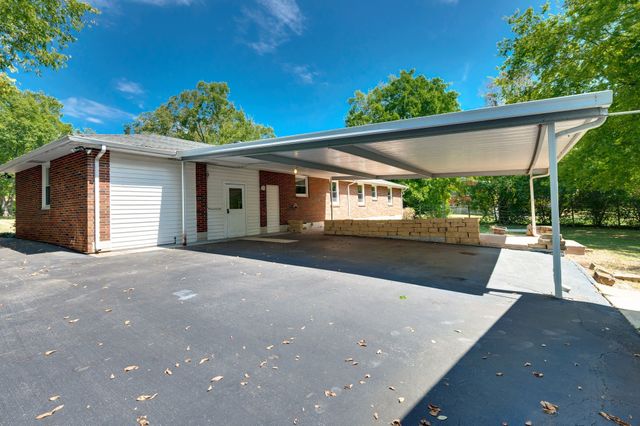 570 Joyce Ln, Nashville, TN 37216