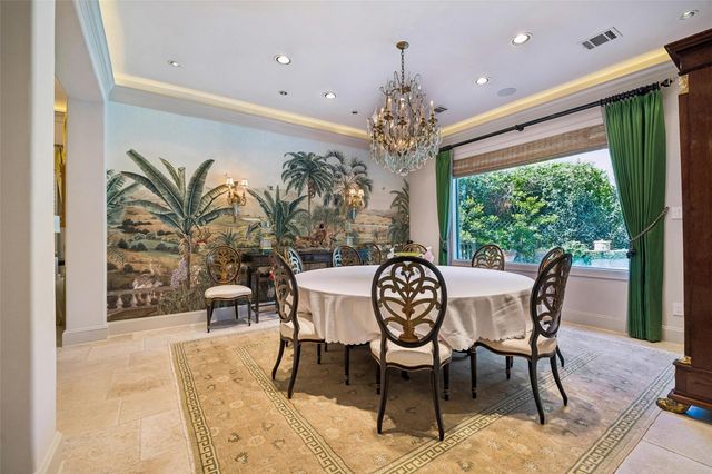 422 Pinewold Drive, Houston, TX 77056