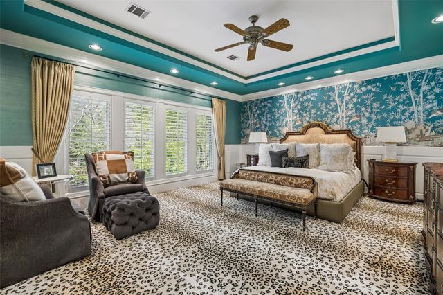 422 Pinewold Drive, Houston, TX 77056